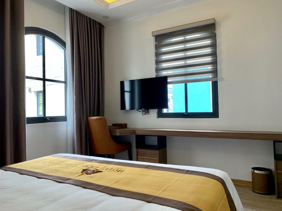 Emma Hotel Ha Long Exterior foto